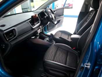Used Kia Stonic 2022 for sale - 74179301: Photo