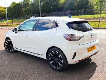 Used Renault Clio 2024 for sale - 75476270: Photo