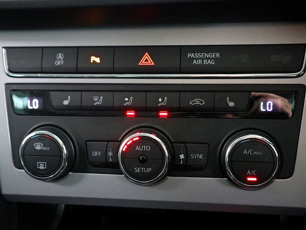 Used SEAT Leon 2020 for sale - 74836068: Photo 33