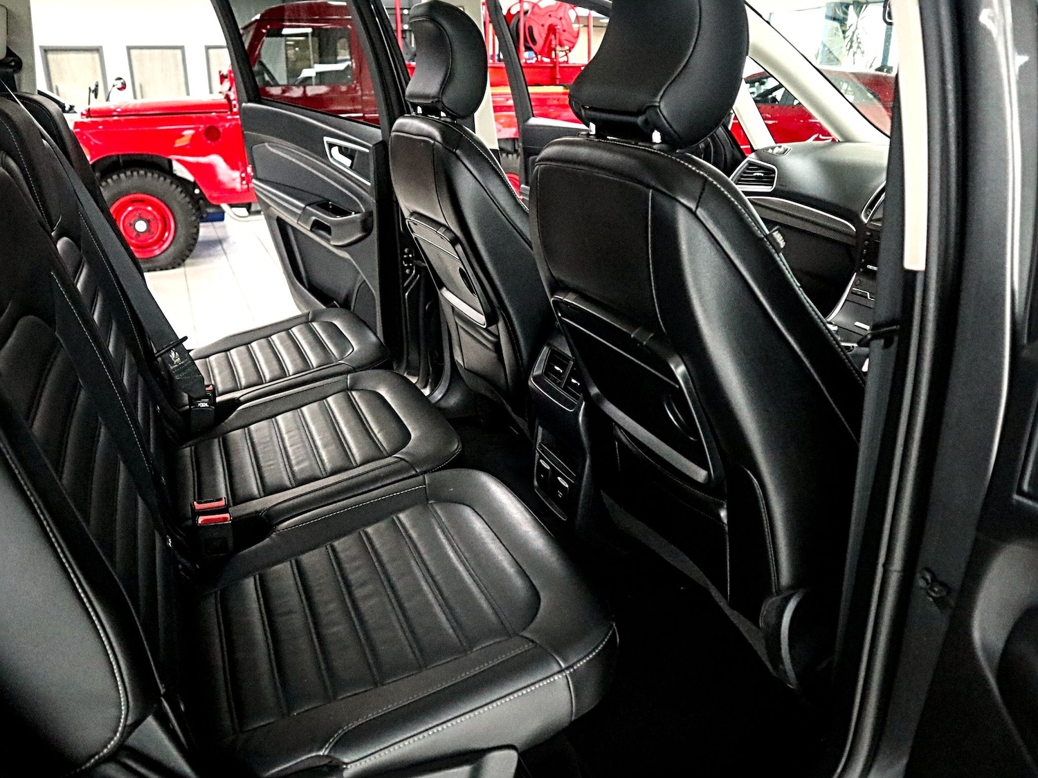 Used Ford Galaxy 2023 for sale - 77251428: Photo 19