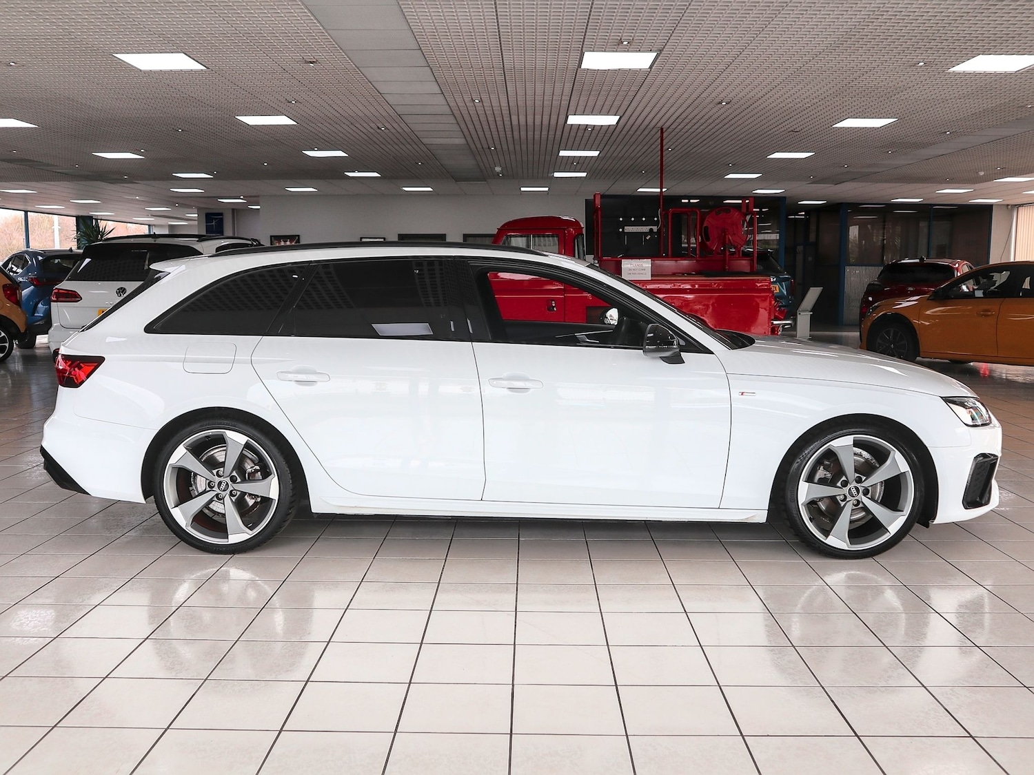 Used Audi A4 2021 for sale - 77548490: Photo 6