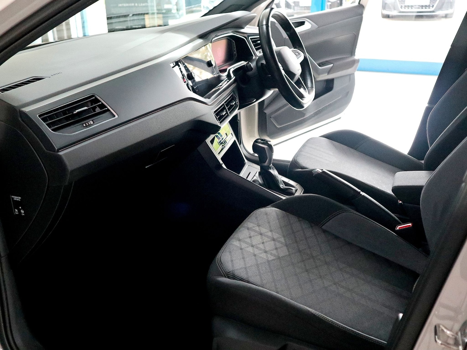 Used Volkswagen Taigo 2023 for sale - 76082897: Photo 4