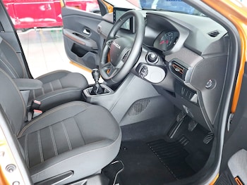 Used Dacia Sandero Stepway 2023 for sale - 74677952: Photo