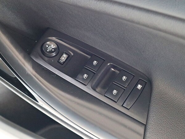 Used Vauxhall Astra 2020 for sale - 75518133: Photo 24