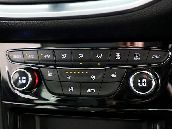 Used Vauxhall Astra 2020 for sale - 75518133: Photo 31