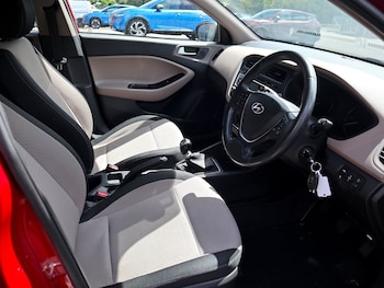 Used Hyundai i20 2015 for sale - 78865440: Photo
