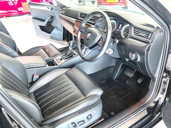 Used Skoda Superb 2019 for sale - 78428282: Photo