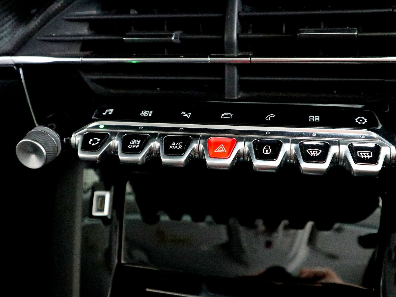 Used Peugeot 2008 2020 for sale - 78155707: Photo 33