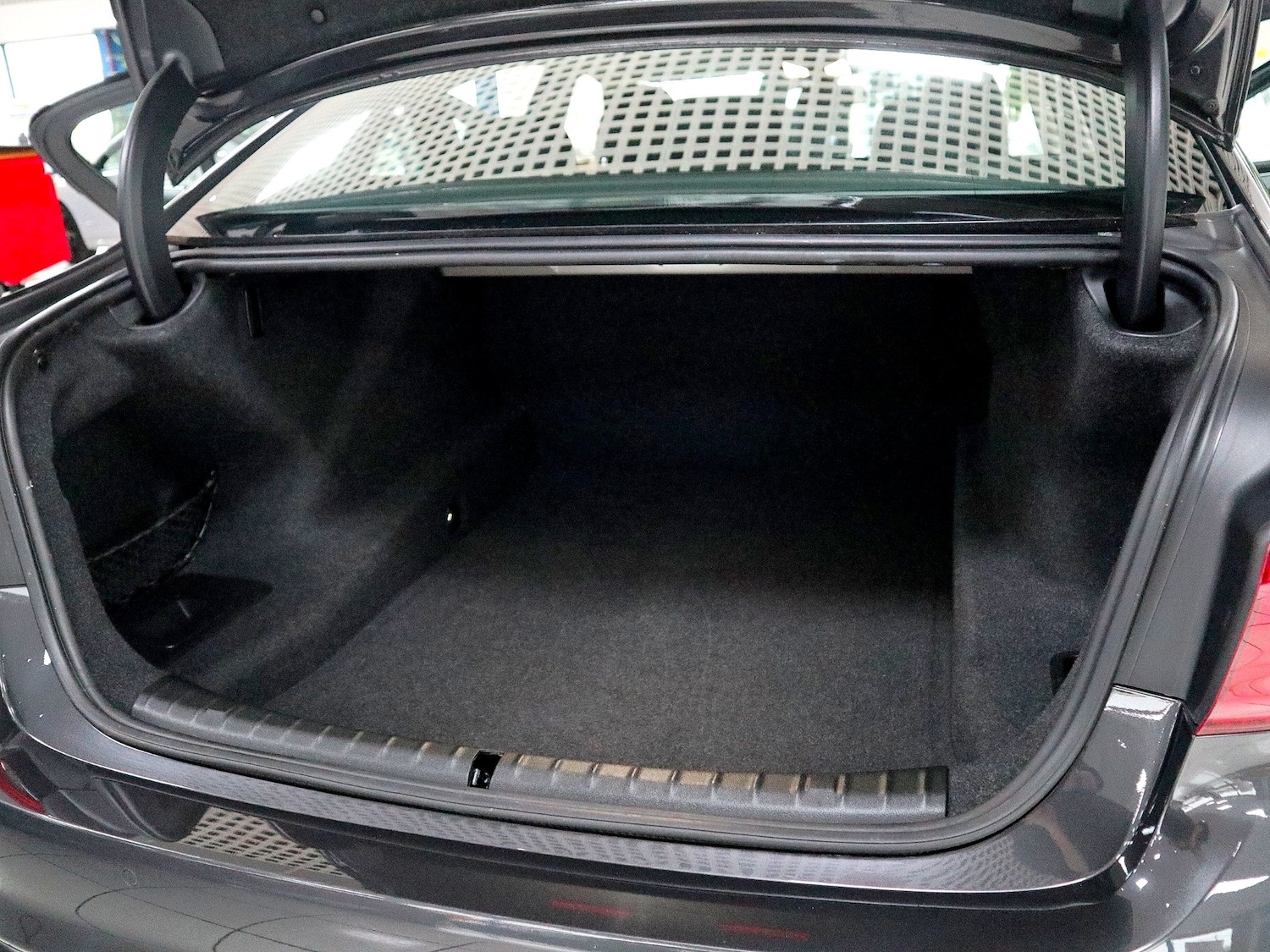 Used BMW 5 Series 2018 for sale - 76431089: Photo 19