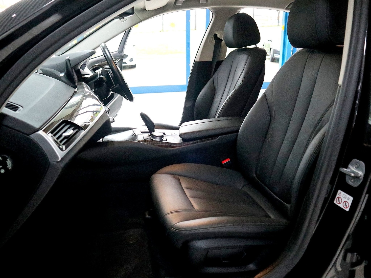 Used BMW 5 Series 2018 for sale - 76431089: Photo 21