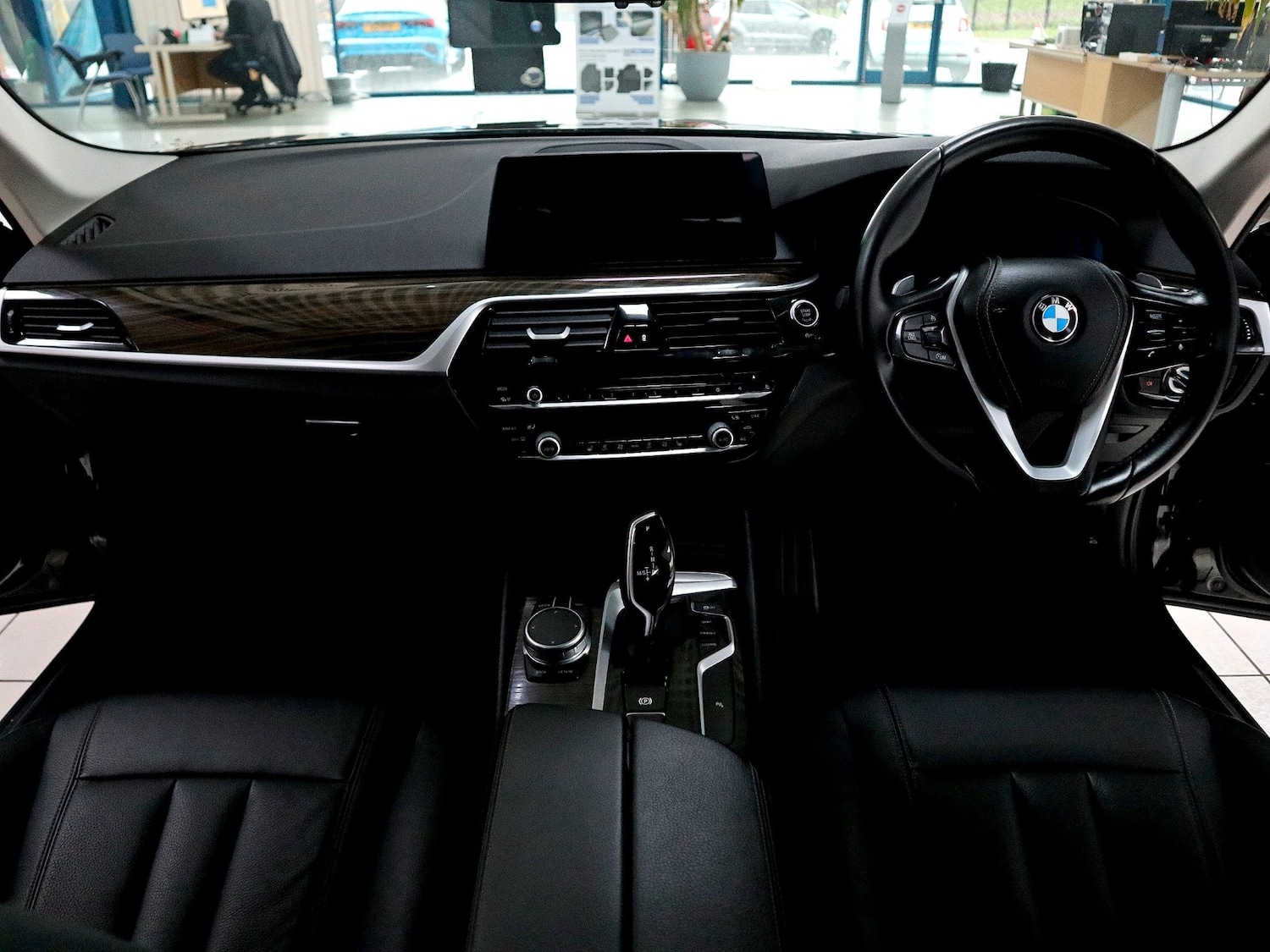 Used BMW 5 Series 2018 for sale - 76431089: Photo 22