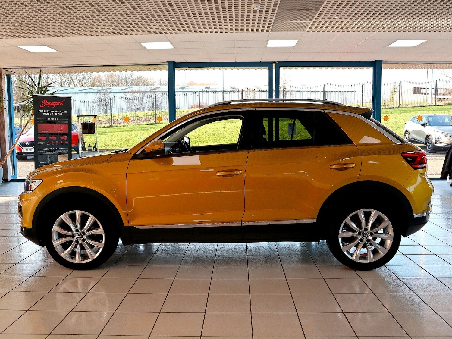 Used Volkswagen T-Roc 2021 for sale - 76741483: Photo 10