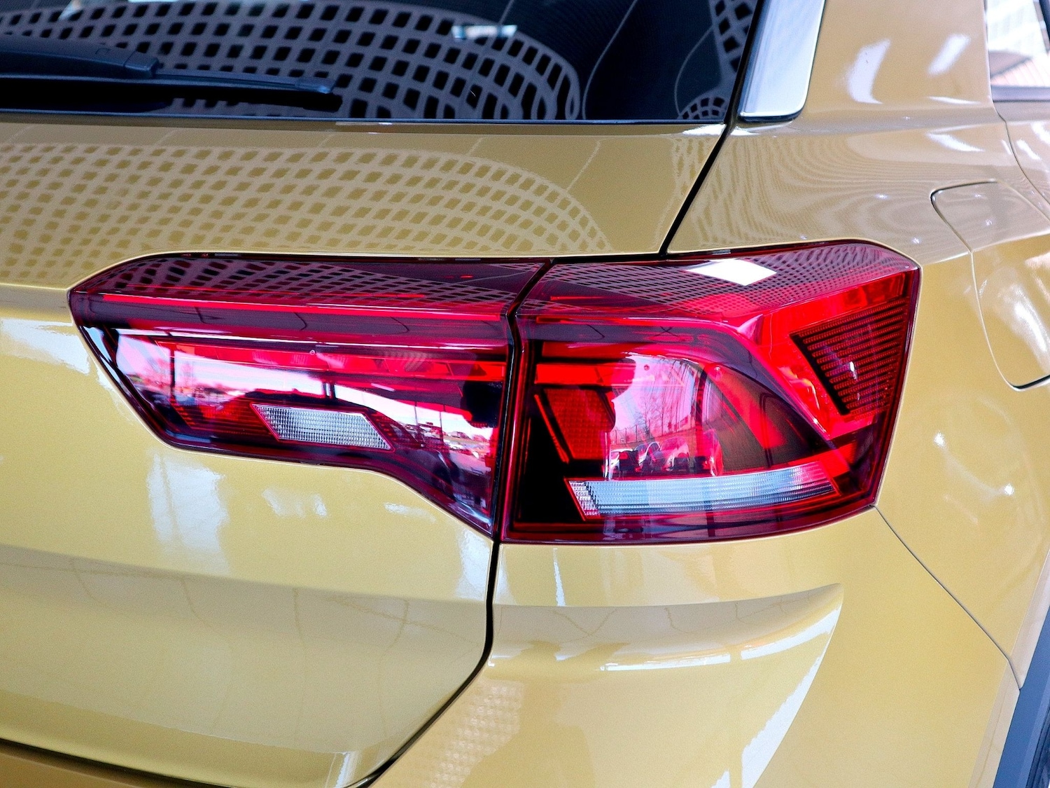 Used Volkswagen T-Roc 2021 for sale - 76741483: Photo 15