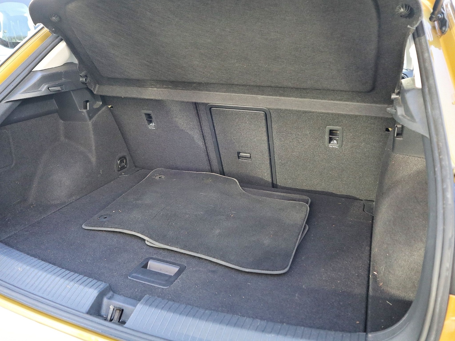 Used Volkswagen T-Roc 2021 for sale - 76741483: Photo 5