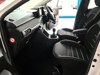 Used Dacia Sandero Stepway 2023 for sale - 77140872: Photo