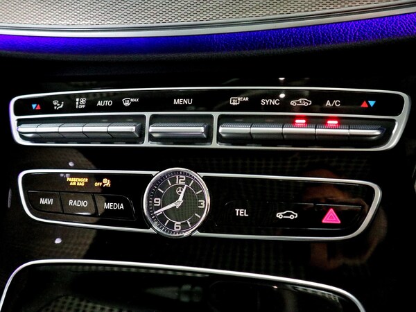 Used Mercedes-Benz E Class 2017 for sale - 76225452: Photo 41