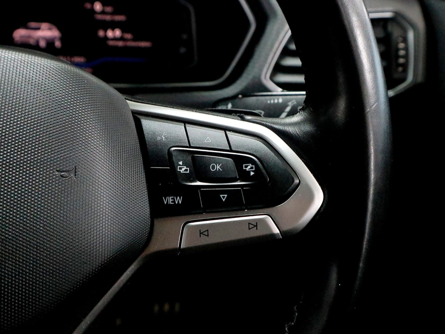 Used Volkswagen T-Cross 2023 for sale - 76369503: Photo 40