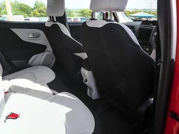 Used Jeep Renegade 2019 for sale - 79483553: Photo
