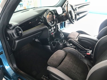 Used MINI Hatch 2023 for sale - 78932816: Photo