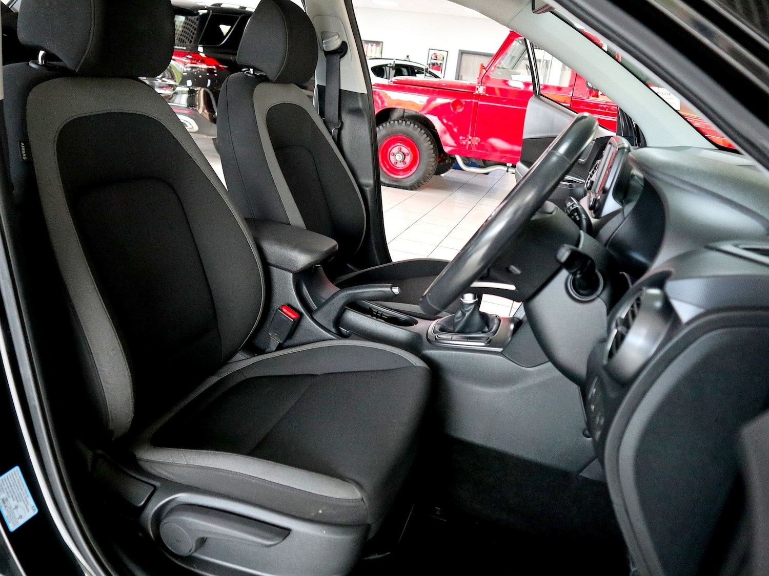 Used Hyundai KONA 2018 for sale - 76627525: Photo 17