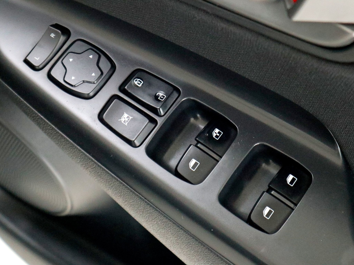 Used Hyundai KONA 2018 for sale - 76627525: Photo 24