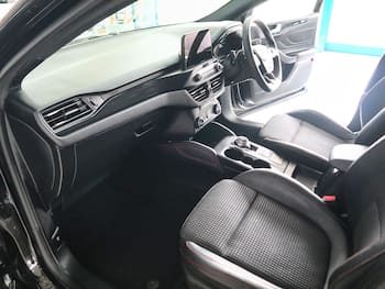 Used Ford Focus 2021 for sale - 79740112: Photo