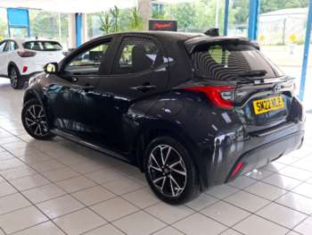 Used Toyota Yaris 2022 for sale - 74677958: Photo