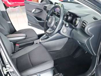 Used Toyota Yaris 2022 for sale - 74677958: Photo