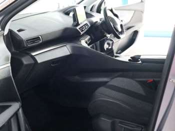 Used Peugeot 5008 2021 for sale - 74179306: Photo