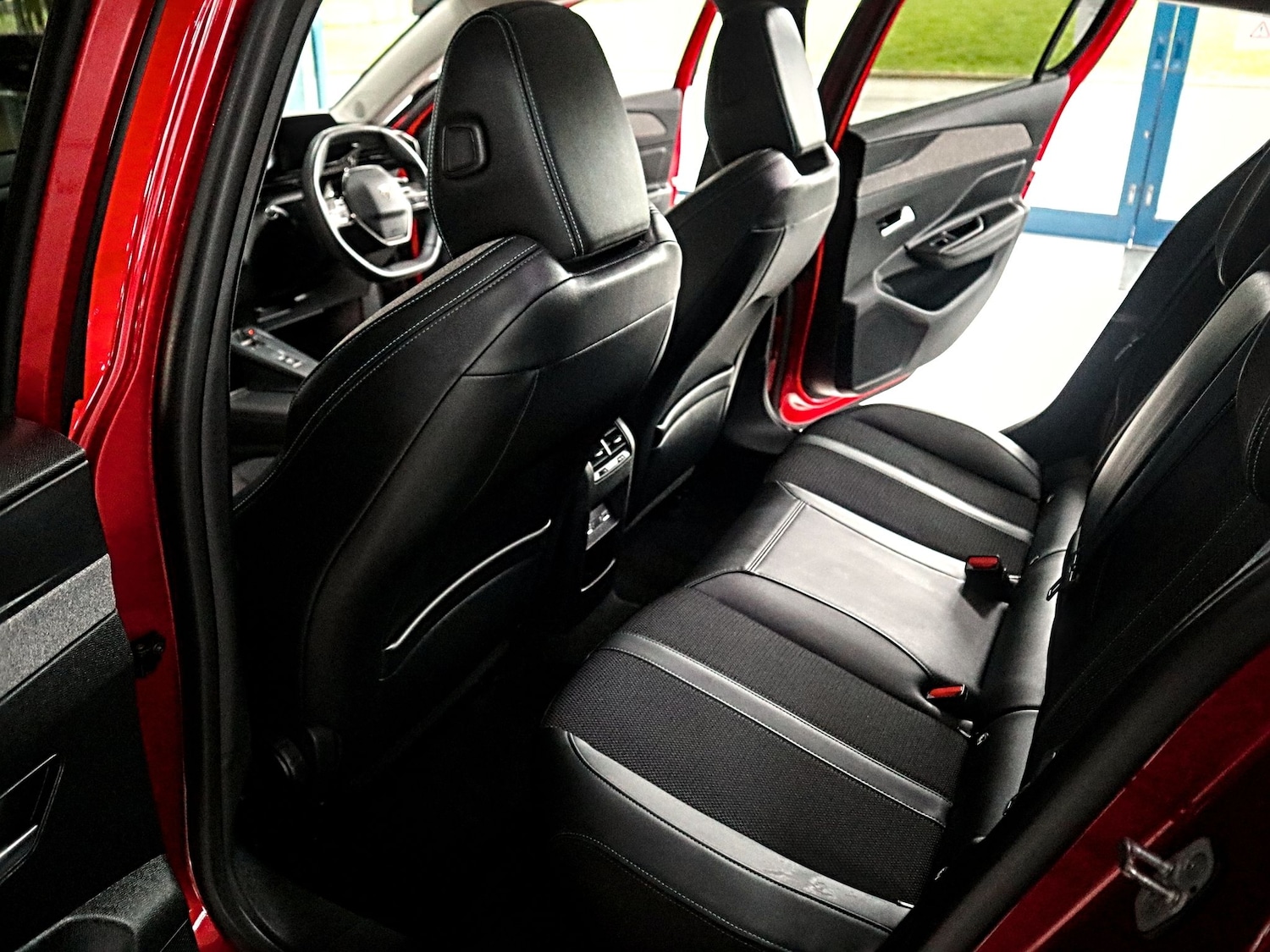 Used Peugeot 308 2022 for sale - 77028277: Photo 19