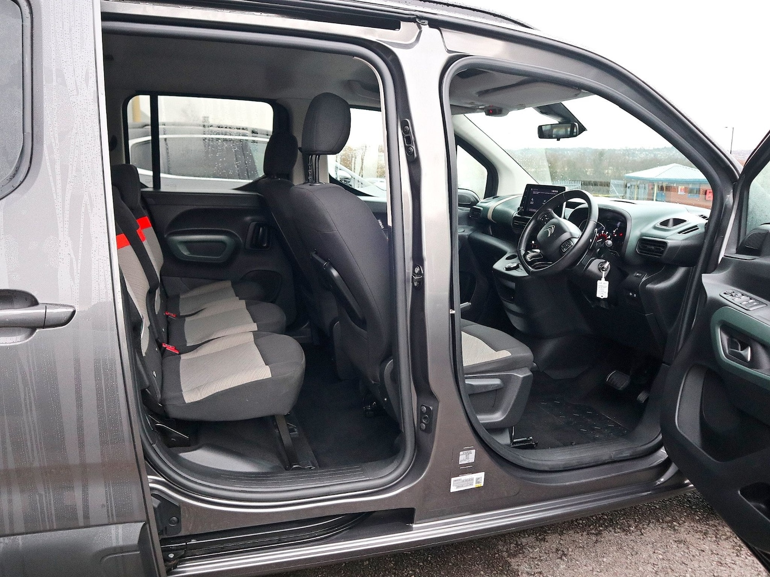 Used Citroen Berlingo 2023 for sale - 76974670: Photo 4