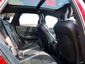 Used Volvo XC60 2018 for sale - 74956573: Photo