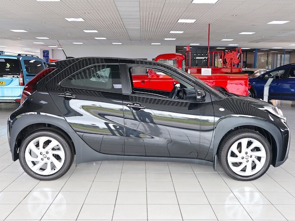 Used Toyota AYGO 2023 for sale - 74677960: Photo 6