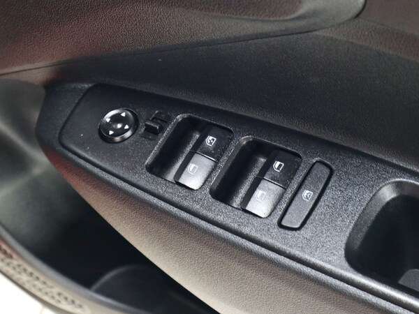 Used Hyundai i10 2023 for sale - 74179311: Photo 24