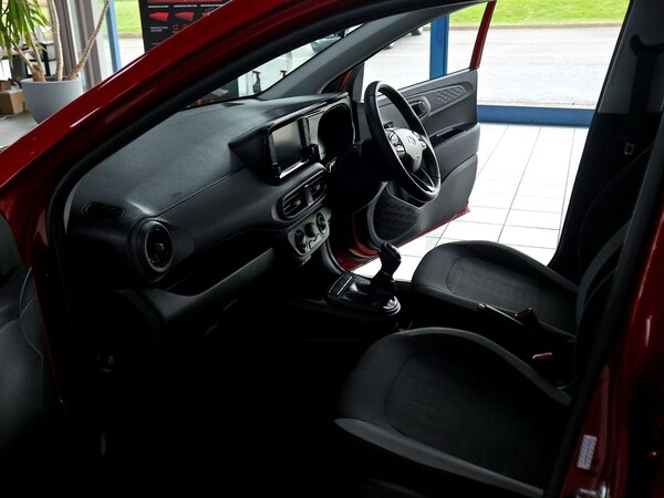Used Hyundai i10 2023 for sale - 74179311: Photo 4