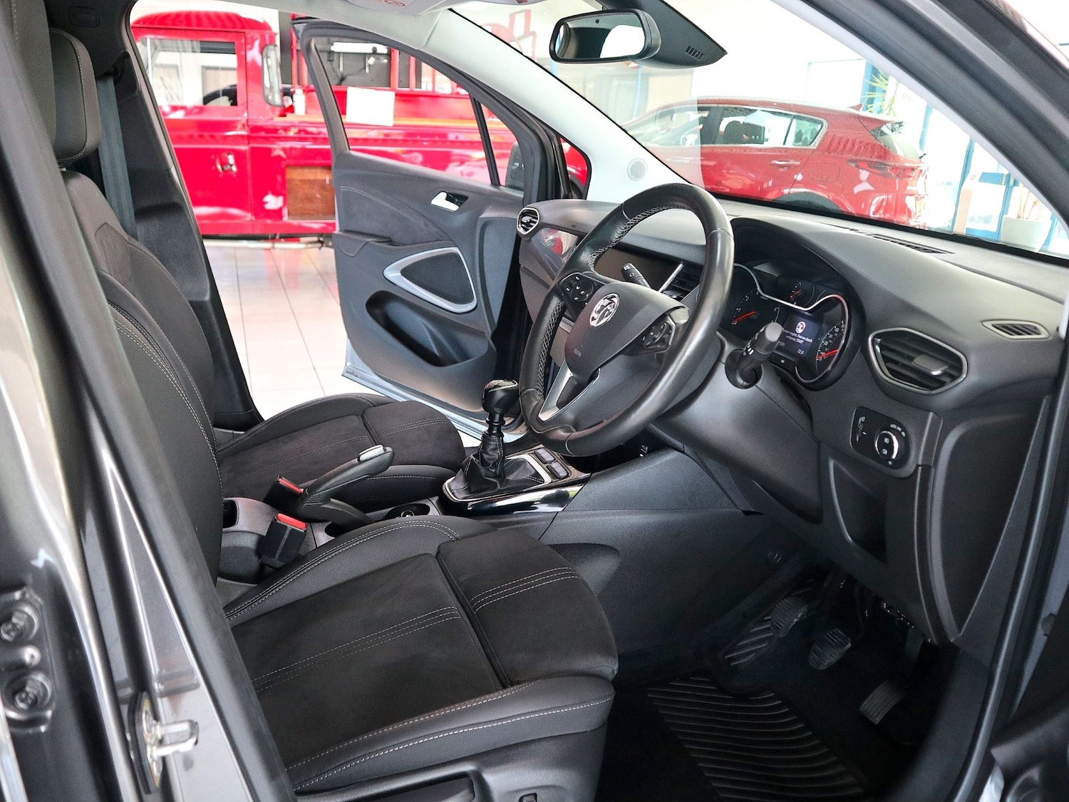 Used Vauxhall Crossland 2022 for sale - 76058329: Photo 3