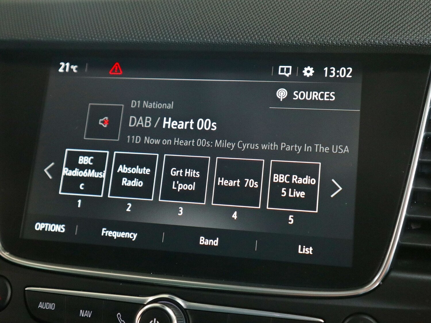 Used Vauxhall Crossland 2022 for sale - 76058329: Photo 30