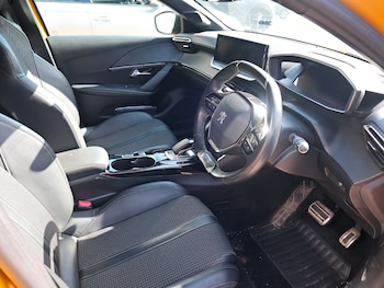 Used Peugeot E-208 2021 for sale - 77906835: Photo