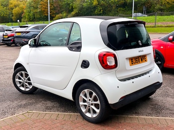 Used smart fortwo 2018 for sale - 76258078: Photo 2