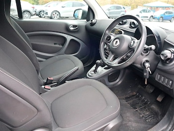 Used smart fortwo 2018 for sale - 76258078: Photo 3