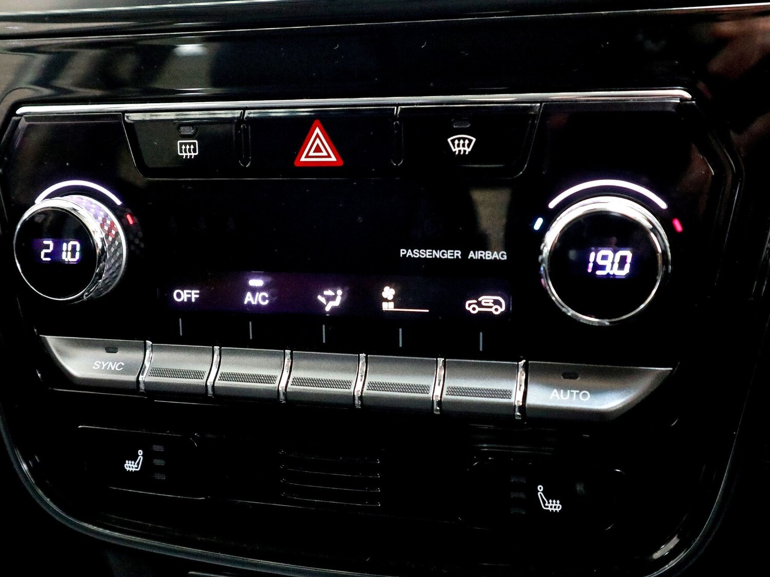 Used Ssangyong Tivoli 2021 for sale - 76237464: Photo 35