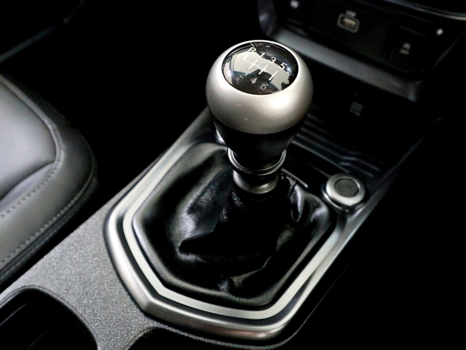 Used Ssangyong Tivoli 2021 for sale - 76237464: Photo 36