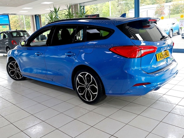 Used Ford Focus 2020 for sale - 76281800: Photo 2