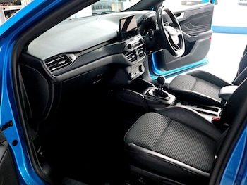 Used Ford Focus 2020 for sale - 76281800: Photo 4