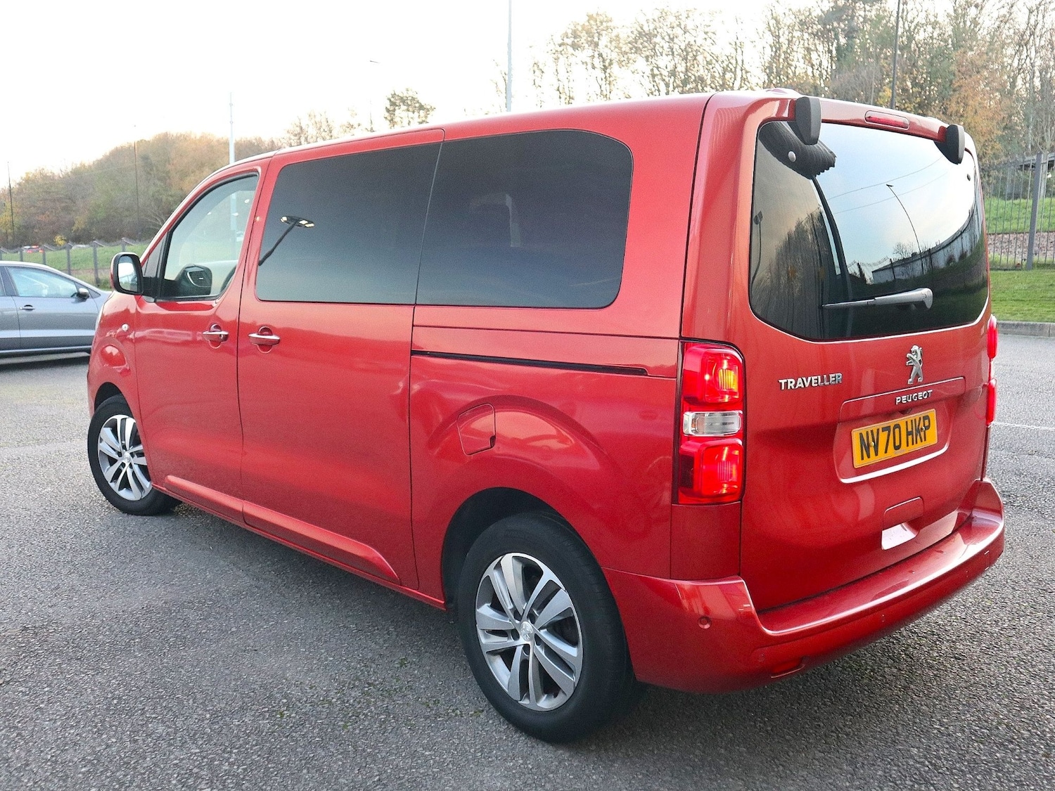 Used Peugeot Traveller 2020 for sale - 76571311: Photo 2