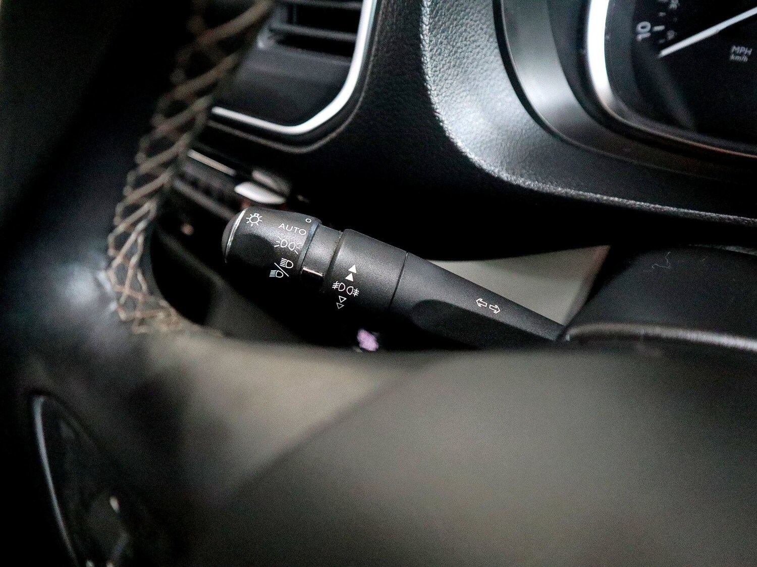 Used Peugeot Traveller 2020 for sale - 76571311: Photo 43