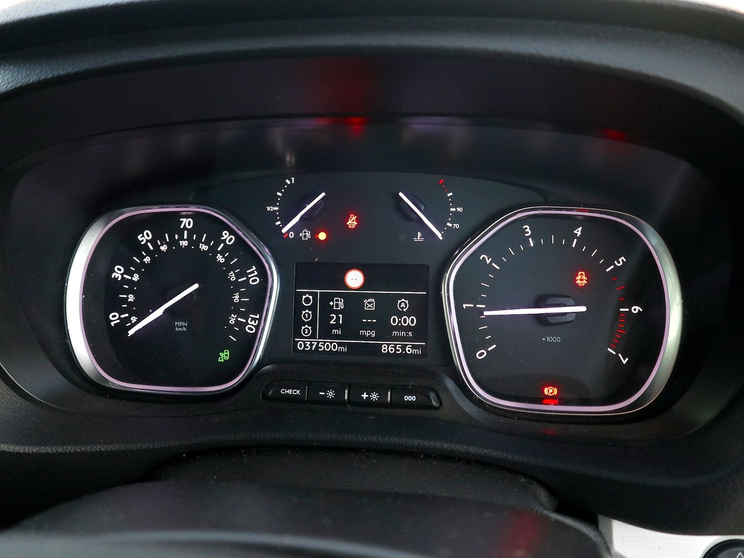 Used Peugeot Traveller 2020 for sale - 76571311: Photo 7