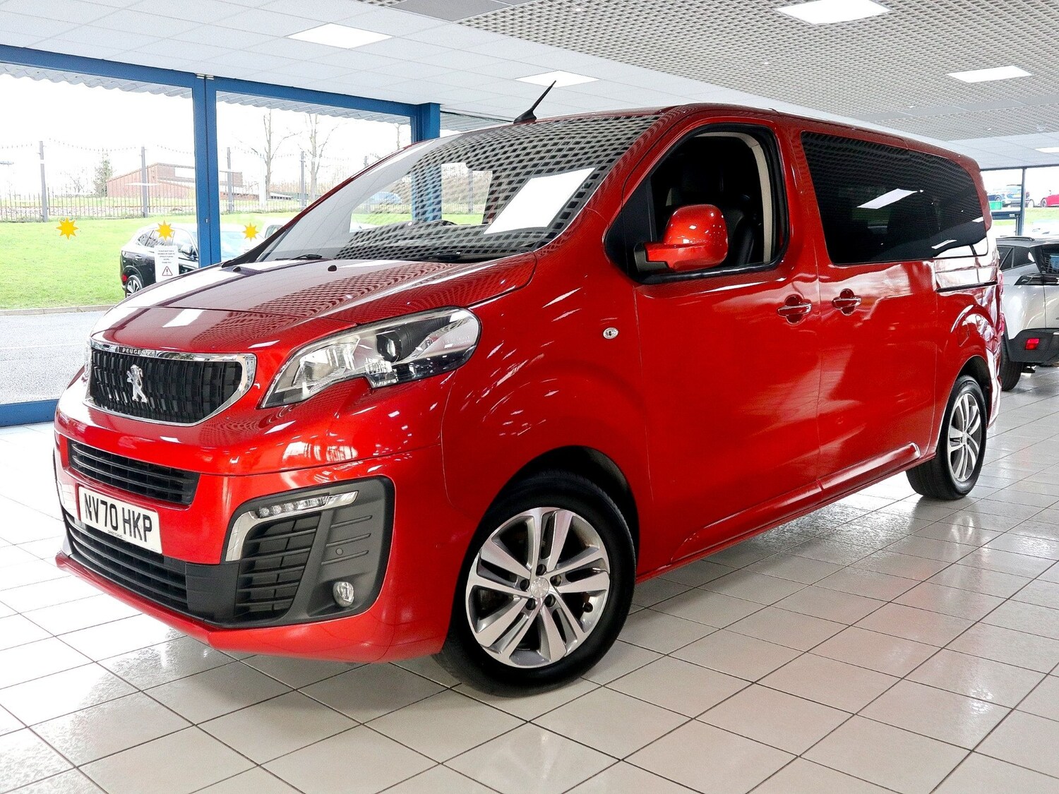 Used Peugeot Traveller 2020 for sale - 76571311: Photo 9