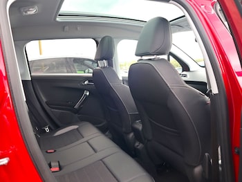 Used Peugeot 2008 2019 for sale - 75899680: Photo
