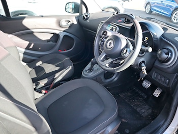 Used smart fortwo 2019 for sale - 77881349: Photo